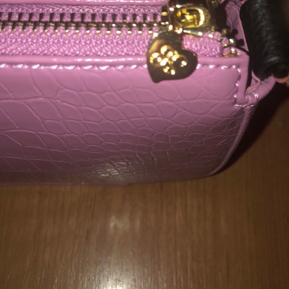 Frasier Sterling 99% Angel Shoulder Bag in Pink Alligator - Picture 3 of 6